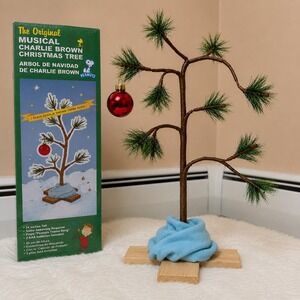 Peanuts Original Musical Charlie Brown Christmas Tree 24" Linus Blanket Snoopy